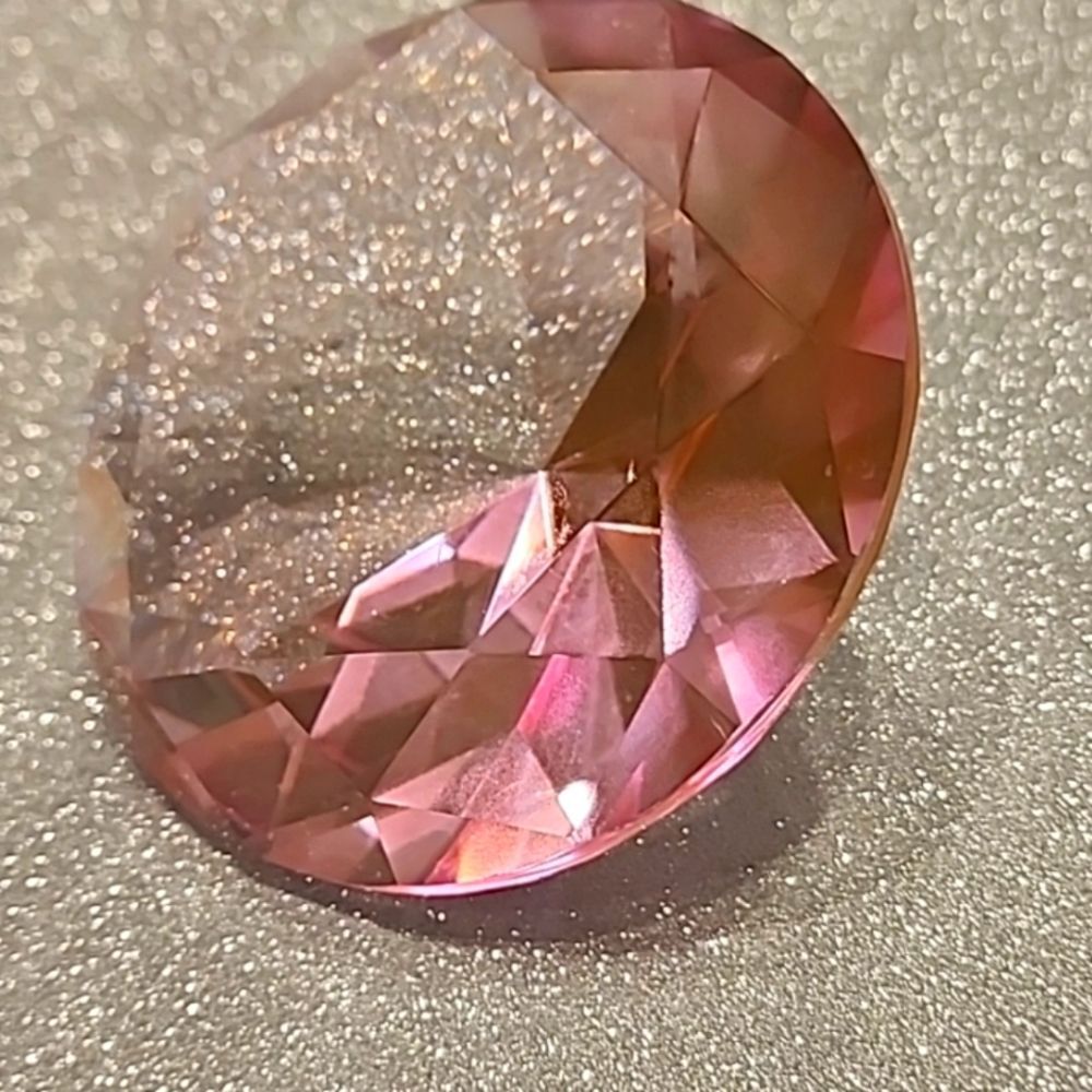 Allure Decorative Pink Diamond - Picture 2 of 7
